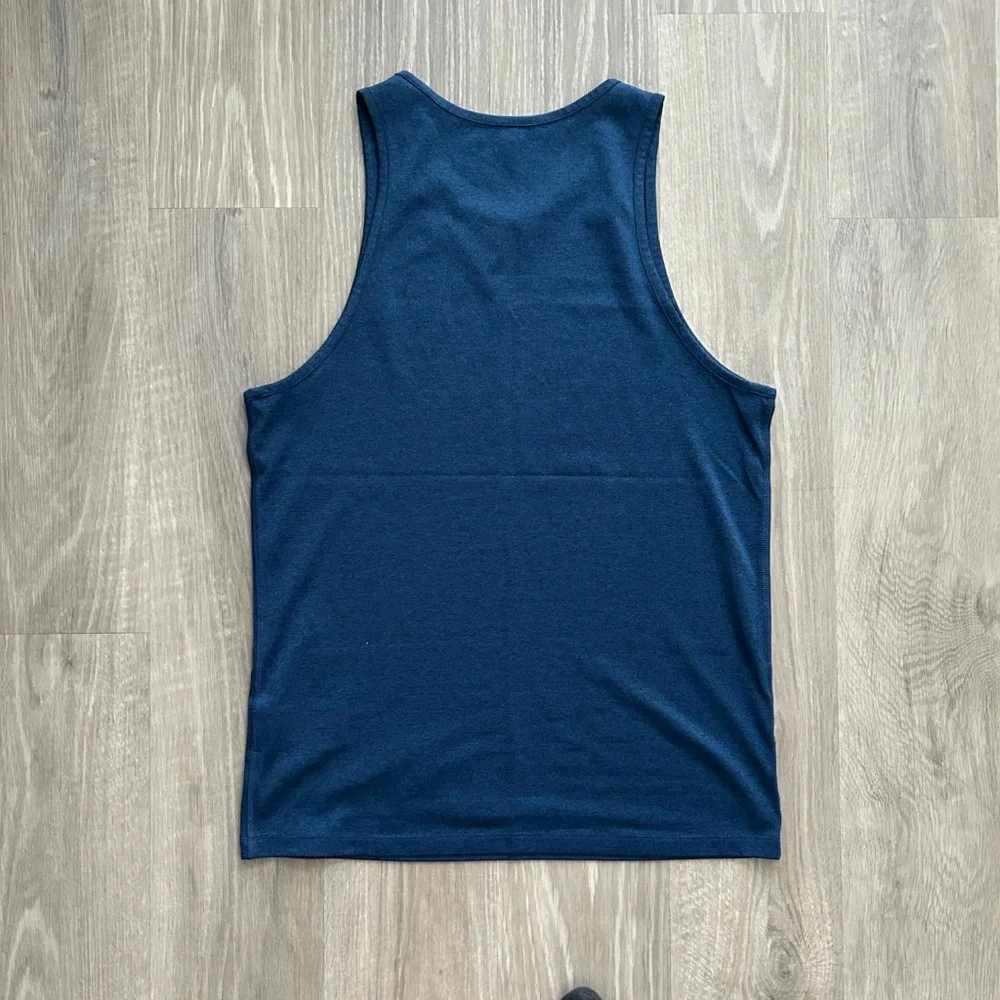 Reebok Tank - Picture 2 of 3